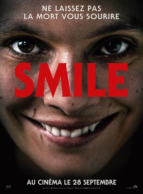 Smile film affiche réalisé par Parker Finn